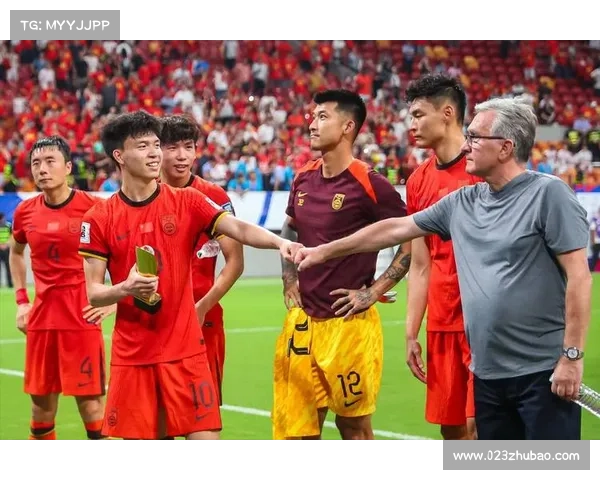 国足后防线人员短缺最年轻中后卫组合能否承担重任 国足后防线人员短缺最年轻中后卫组合能否承担重任
